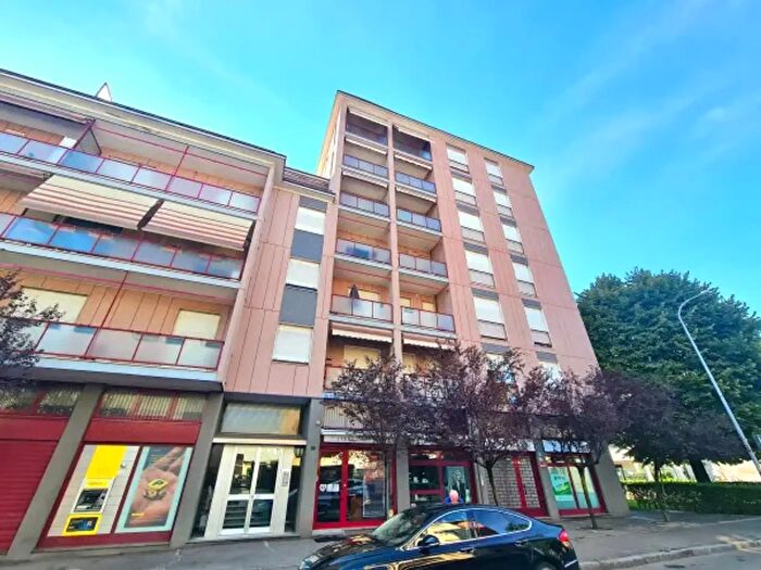 Appartamento trilocale in vendita in Via Martiri Belfiore, Monza