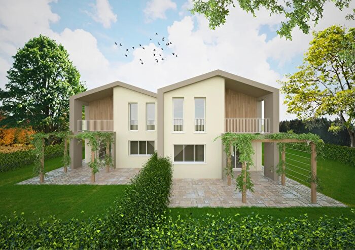 Casa con 6 locali in vendita in Via Borri, Montechiarugolo