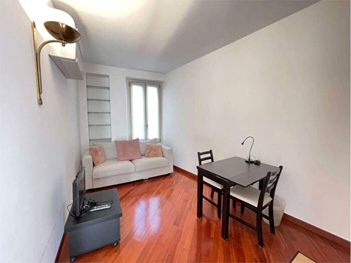 Appartamento bilocale in affitto in Corso Garibaldi, Moscova, Milano