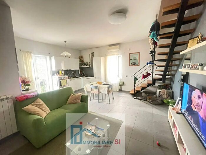 Appartamento trilocale in vendita in Via Ponticelli, Benevento