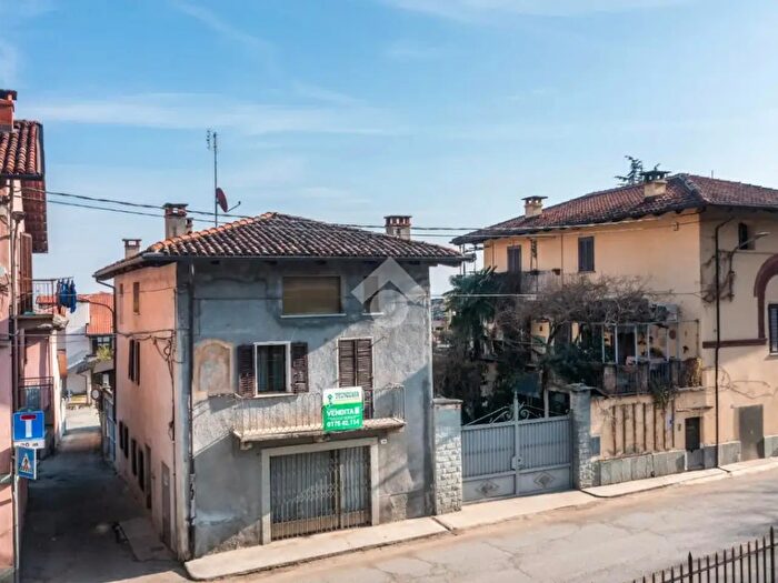 Case in Vendita e in Affitto - 2