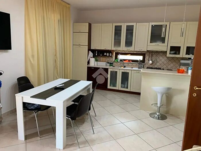 Appartamento trilocale in affitto in Piazza Gaetano Salvemini, Caserta