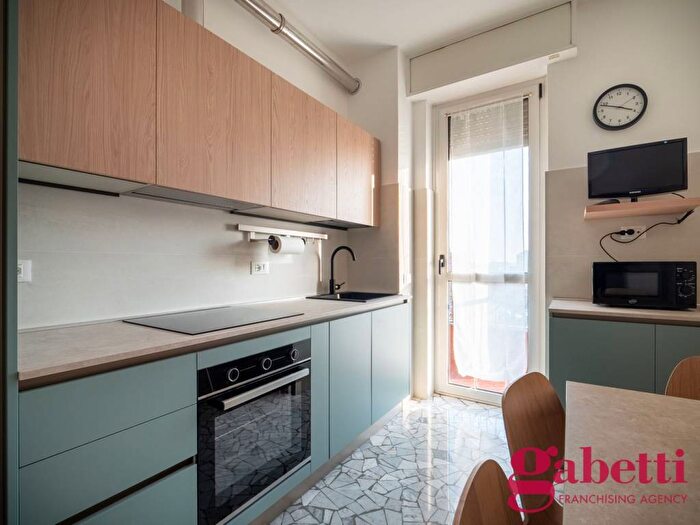 Appartamento bilocale in affitto in Vai Rombon, Quartiere Feltre, Milano