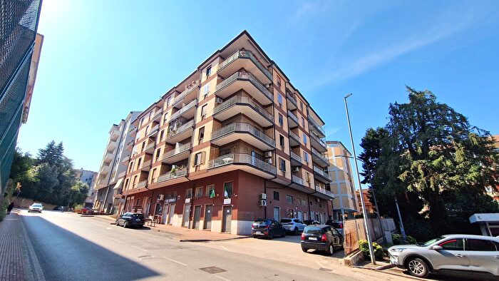 Appartamento quadrilocale in vendita in Via dei Due Principati, Avellino