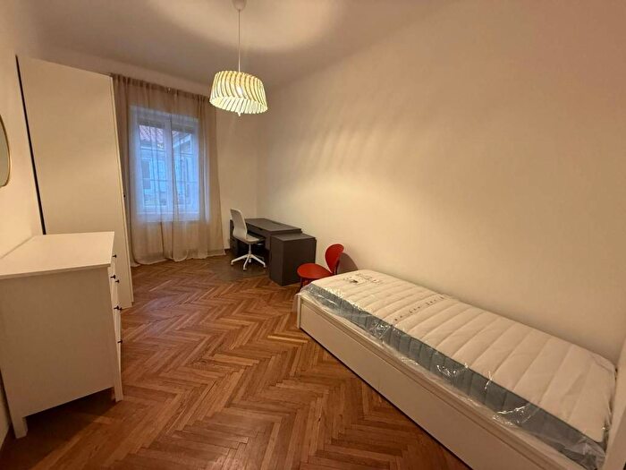 Appartamento quadrilocale in affitto in Viale Settembre, Borgo Teresiano, Trieste