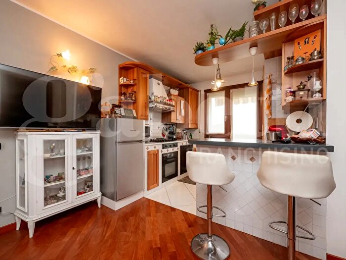 Appartamento con 5 locali in vendita in Via Salboro, Padova