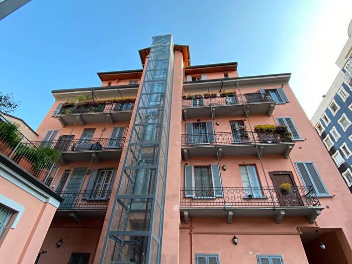 Appartamento bilocale in affitto in Via Comelico, Cadore, Milano