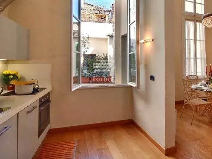 Appartamento trilocale in affitto in Santo Spirito, Firenze