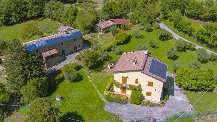 Casa con 6 locali in vendita in Citta Di Castello