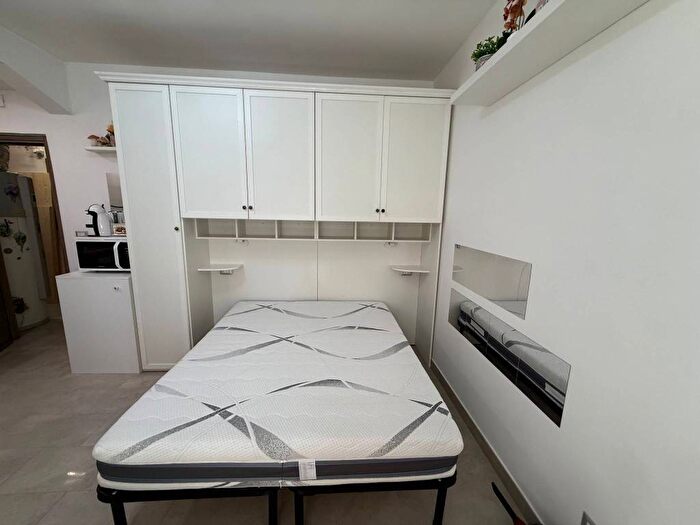 Appartamento monolocale in affitto in Via Ceneda, Re di Roma, Roma