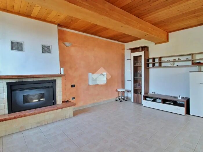 Casa trilocale in vendita in Via Castellaro, Torrazza Coste