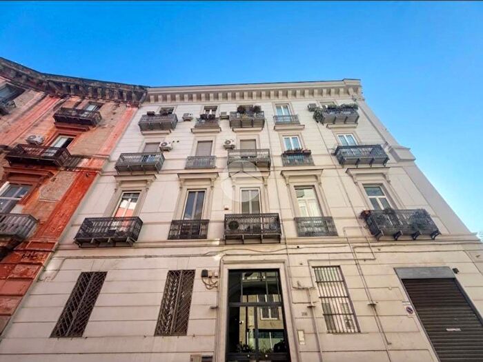 Appartamento bilocale in vendita in Via Torquato Tasso, Vomero, Napoli