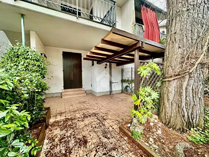 Casa bilocale in vendita in Via del Remo, Ravenna