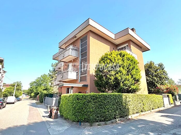 Appartamento bilocale in vendita in Via Aprica, Busto Arsizio