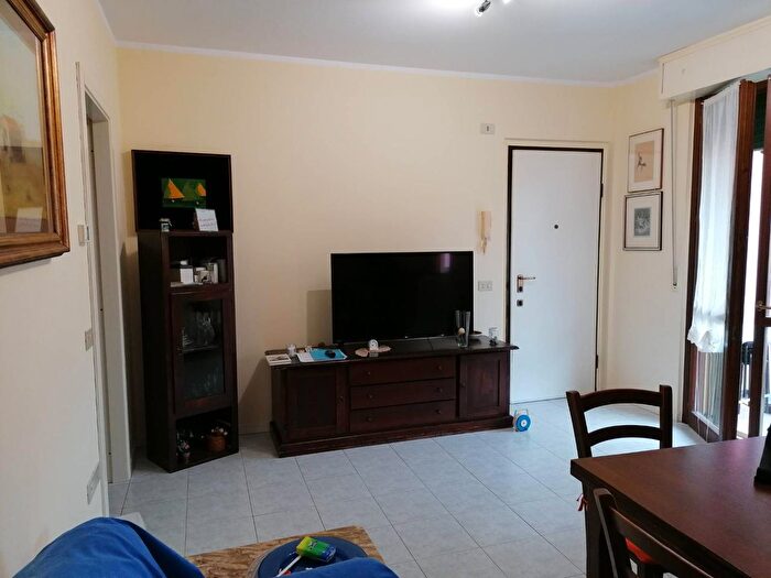 Appartamento trilocale in vendita in Lucrezia, Cartoceto