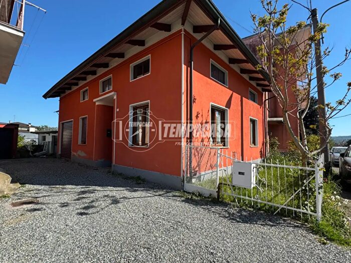 Casa con 5 locali in vendita in Via Provinciale, Mongrando