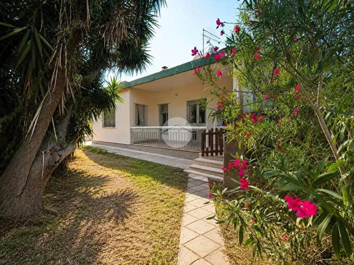Casa quadrilocale in vendita in Via Rio Ulassai, Quartu Sant'Elena