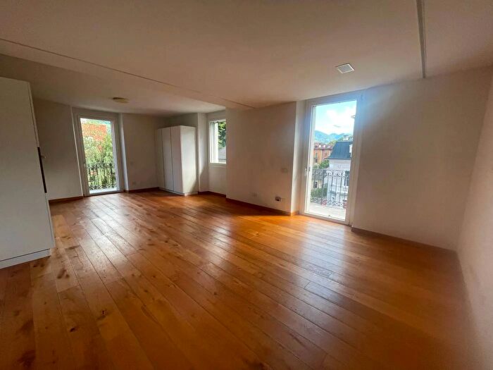 Appartamento quadrilocale in vendita in Via Piero Cioia di Monzone Domodossola, Domodossola