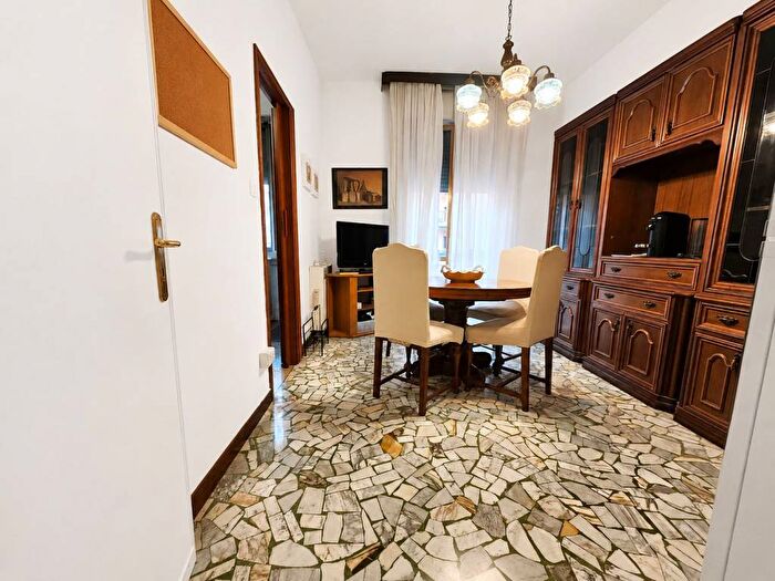 Appartamento trilocale in affitto in Via Ermete Zacconi, San Donato, Bologna