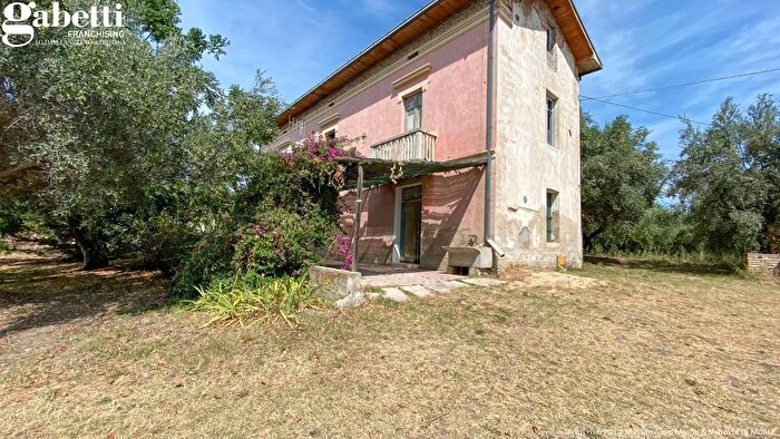 Casa con 6 locali in vendita in Contrada SantOnofrio, Lanciano