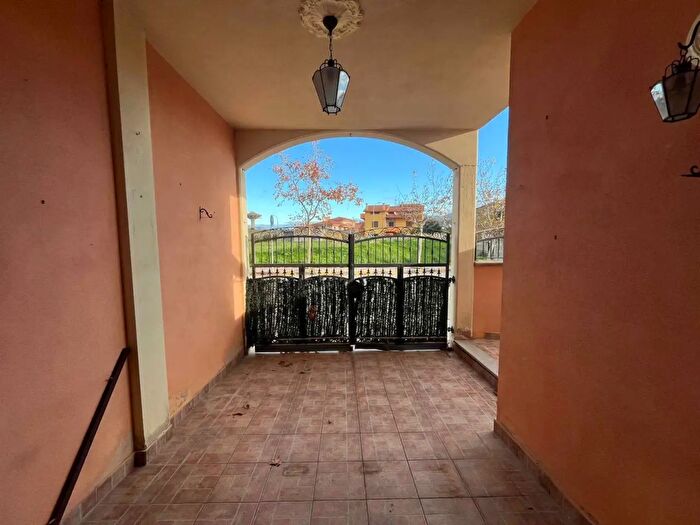 Casa con 6 locali in vendita in Serdiana