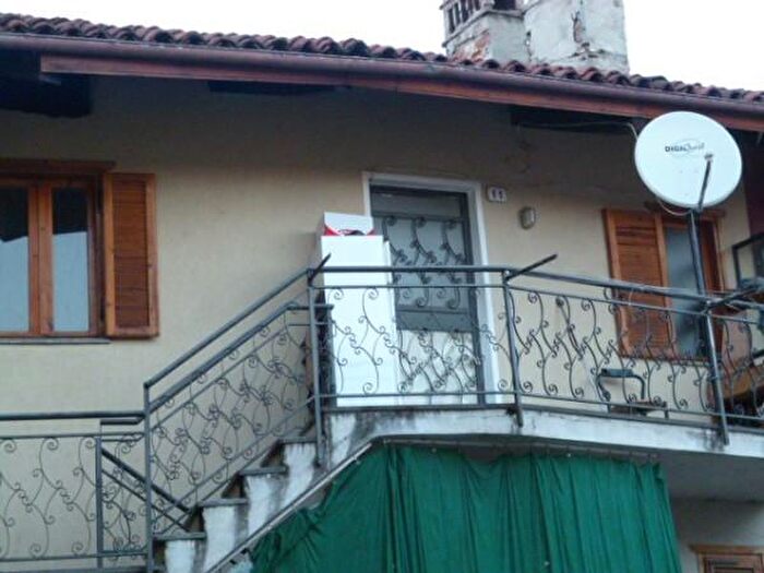 Appartamento bilocale in vendita in Via Capitano Moggio, Revello