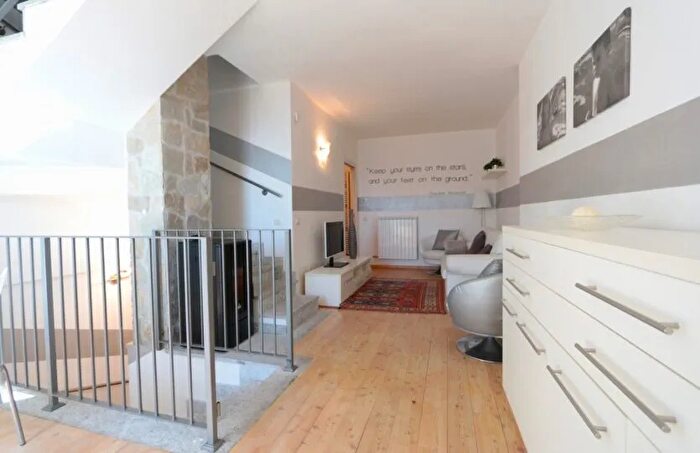 Appartamento con 5 locali in vendita in Menaggio