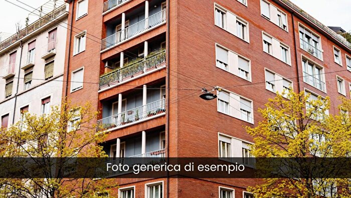 Casa quadrilocale in vendita in Jesi