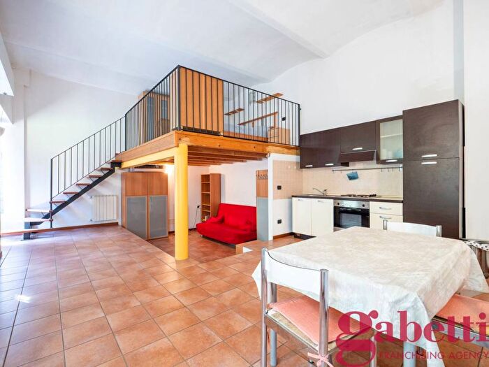 Appartamento monolocale in affitto in Via Ampere, Casoretto, Milano