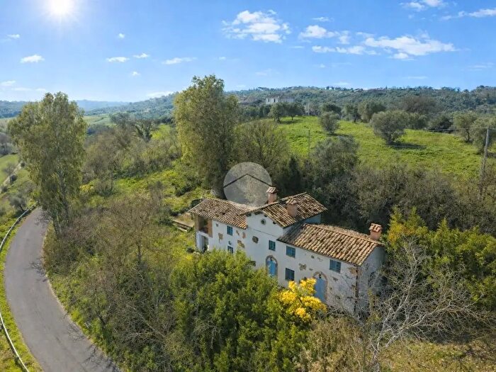Casa con 5 locali in vendita in Vocabolo Chiorano, Magliano Sabina