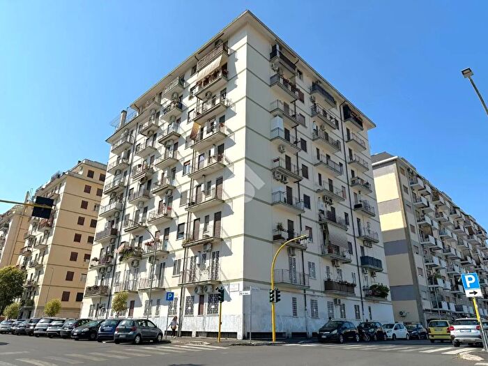 Appartamento bilocale in vendita in Via Val di Lanzo, Roma