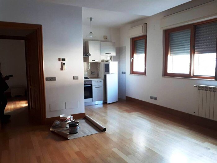 Appartamento bilocale in affitto in Via Cirene, Africano Villa Chigi, Roma