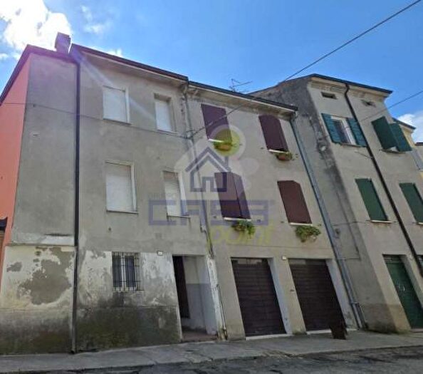 Appartamento trilocale in vendita in Via De Amicis, Guastalla