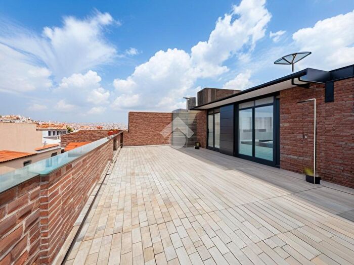 Appartamento con 5 locali in vendita in Via Dante Alighieri, Rivoli