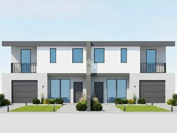 Casa quadrilocale in vendita in Via del Perdono, Vailate