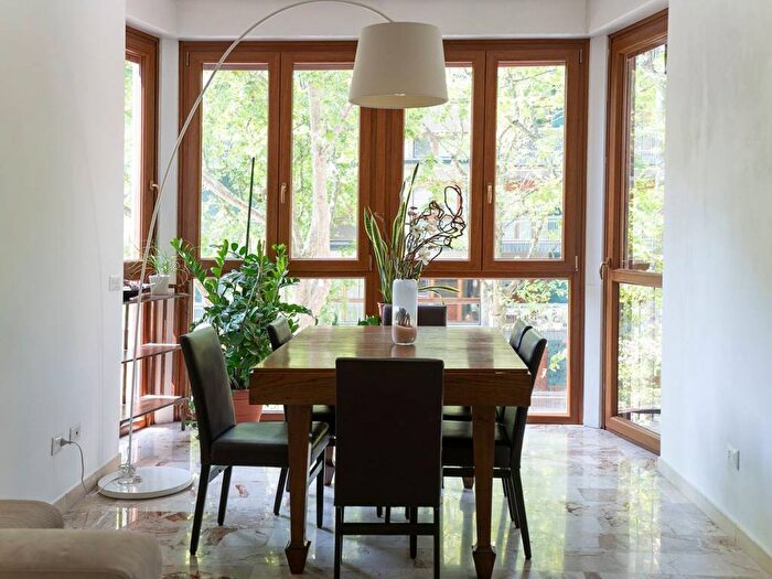 Appartamento bilocale in affitto in Via Luigi Sacco, Frua, Milano