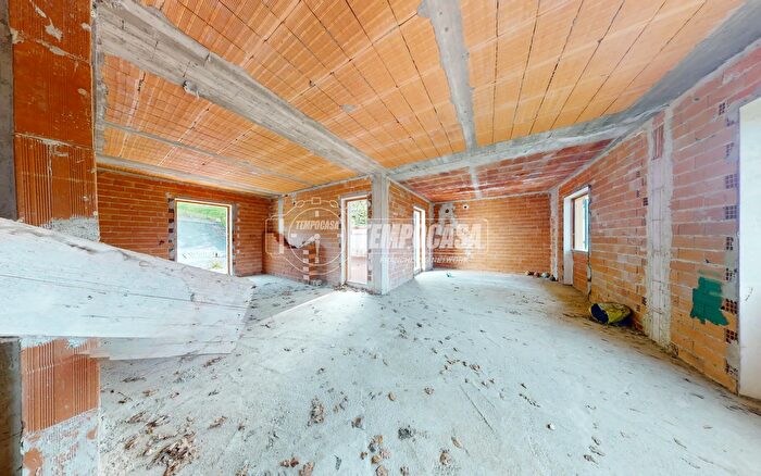 Casa in vendita in La Morra