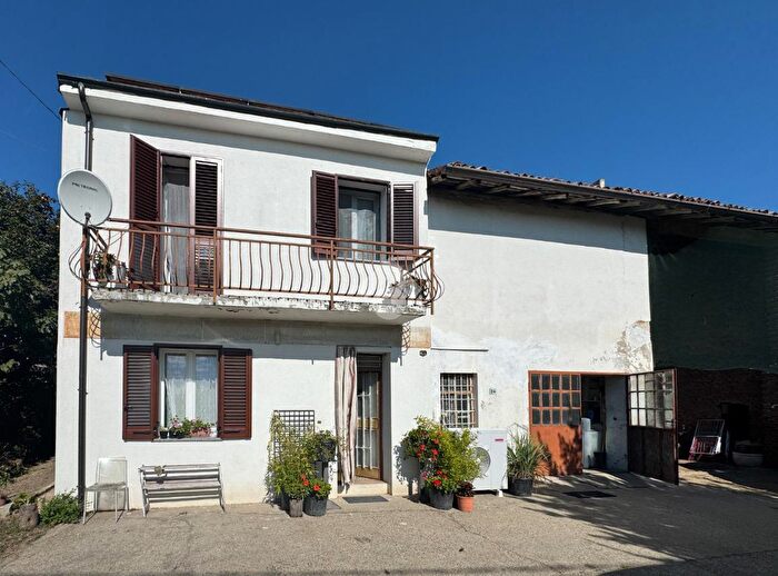 Casa trilocale in vendita in Via Bottarone, Verrua Po