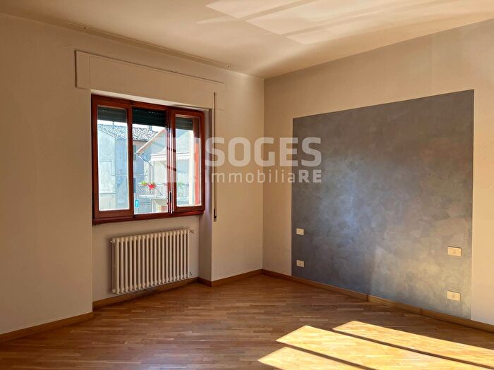 Appartamento quadrilocale in vendita in Via Vittorio Veneto, Castelfranco Piandiscò