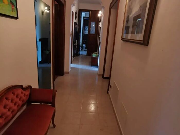 Appartamento quadrilocale in vendita in Via Piave, Catanzaro