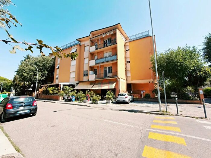 Appartamento trilocale in vendita in Forli'