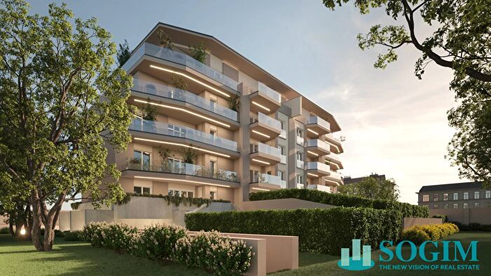 Appartamento con 5 locali in vendita in Via Medici, Monza