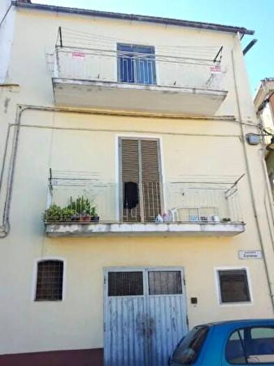 Appartamento trilocale in vendita in Via Coronei, San Costantino Albanese