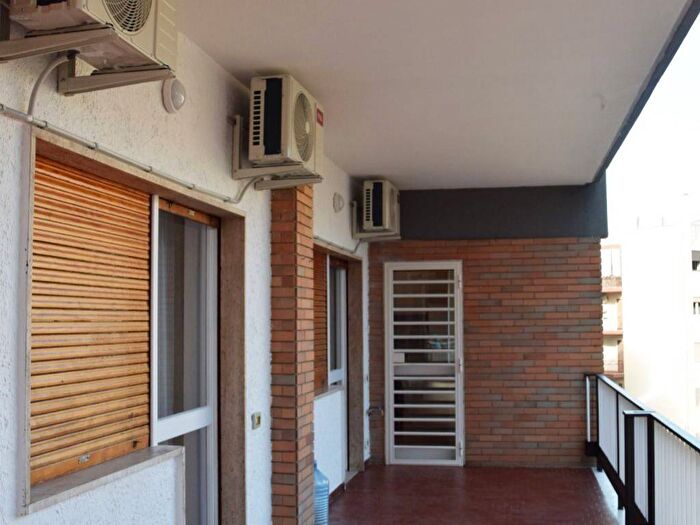 Appartamento con 5 locali in affitto in Via Arcidiacono Giovanni, Poggiofranco, Bari