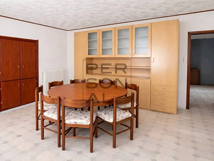 Casa con 10 locali in vendita in Telve di Sopra, Telve Di Sopra