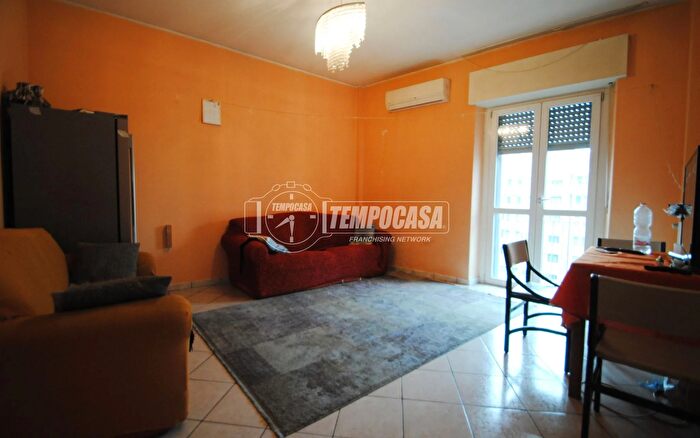 Appartamento trilocale in vendita in Via Pio XI, Caronno Pertusella