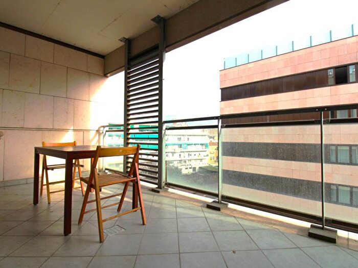 Appartamento trilocale in affitto in Via Luciano Bausi, Porta al Prato San Jacopino, Firenze