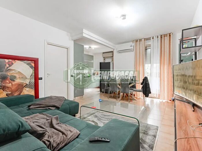 Appartamento trilocale in vendita in Corso Africa C, Verdellino