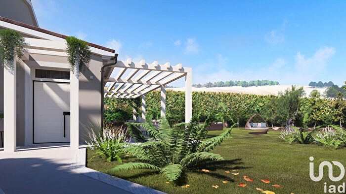 Appartamento trilocale in vendita in Strada Vallone, Ancona