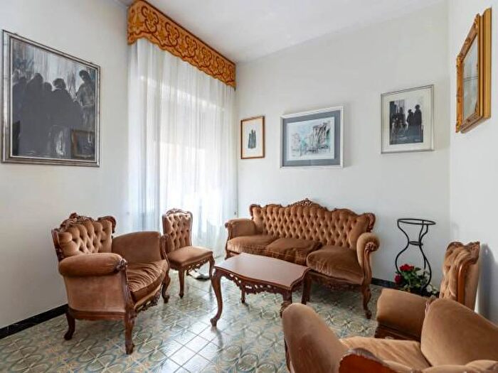 Appartamento con 6 locali in vendita in Via Lombardia, Oristano